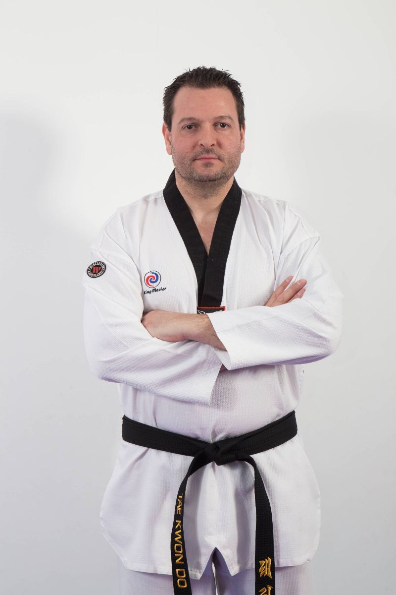 -Βιογραφικό Προπονητή-  Βασίλης Χαρακόπουλος